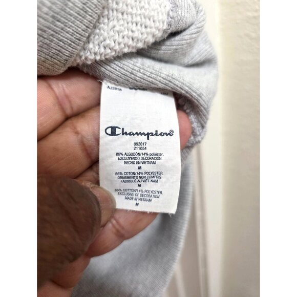 Champion Varsity Athletic Grey Sweatshirt With Patches & Embroidered Details Siz - Picture 7 of 9